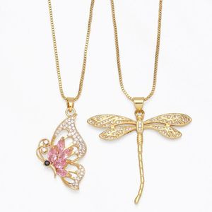 Naszyjniki wisiorek krystalicznie różowy naszyjnik motyla dla kobiet miedziane złoto platowane dragonfly biżuteria z cyrkon