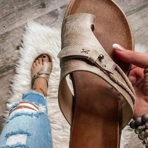 Flat Slippers Summer Beach Vintage Sandals for Women Large Size Flip Flops