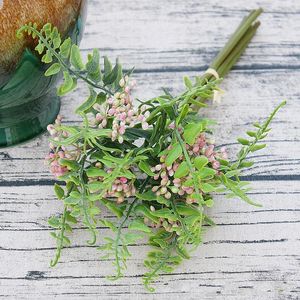 装飾的な花の花輪6pcs/セットハンドホールドライラッククローブフルーツ人工植物植物結婚式ブーケ装飾ブーケマテリアル