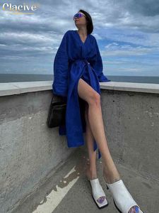 Clacive Fashion V-Neck Blue Midi Dress Lady 캐주얼 레이스 업 긴 소매 드레스 우아한 vaction 슬릿 드레스 여성 2022 로브 T220804