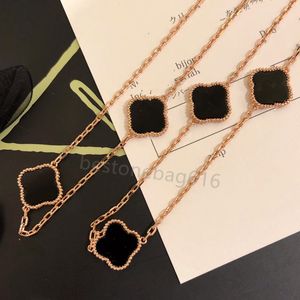 pendant necklace Designer Jewelry love necklaces Four Leaf Clover Rose Gold Silver Gift for womens wedding flower shape pendants Link Chain Necklace with box