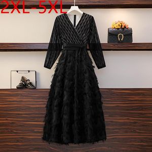 Plus Size Dresses 2XL-5XL 2022 Höstklänning för kvinnor Solid V-Neck Långärmad Tassel Patchwork Lace Up Stor Elegant Kvinna