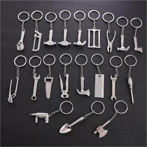New Keychains Party Favor For Men Car Bag KeyRing Combination Tool Portable Mini Utility Pocket Clasp Ruler Hammer Wrench Pliers Shovel C0528K1