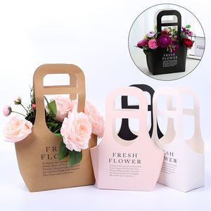 Kraft Paper Flowers Box Handväska Foldbar Rose Florist Bouquet Gift Wedding Present Packing Bag Valentine's Day Party Decoration