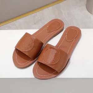 High quality Stylish Slippers Tigers Fashion Classics Slides Sandals Men Women shoes Tiger Cat Design Huaraches with dustbag by