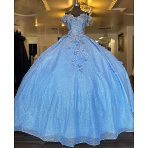 Jasnoniebieskie słodkie sukienki Quinceanera Suknie do piłki