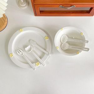 Conjuntos de utensílios de jantar ladycc simples e criativo Cerâmica Irregular Spoon Spoon White Cartoon Butter Shooting Propsdinnerware