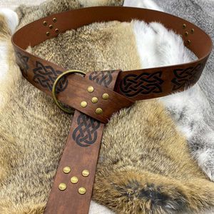 Yüksek kaliteli viking kabartmalı klasik lüks perçin kemer erkek punk perçin kemerler cosplay pervane pervane cosplay cosplay siyah kahverengi