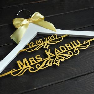 cabide de casamento personalizada com hanger de noiva de noiva de data 210318