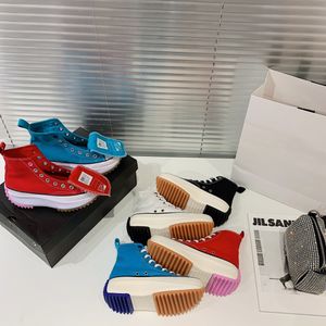 2023 Ünlü Marka Erkek ve Kadınlar Yüksek Top Tuval Ayakkabı Tasarımcısı En Kaliteli Moda Çift Klasik Lüks Platform için Artan Ayakkabılar Slip Sneakers