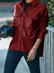 2022 Europeiska och amerikanska kvinnors kappa fast färg Faux läderficka knapp avslappnad kortärmad konstgjord pu läderjacka L220801