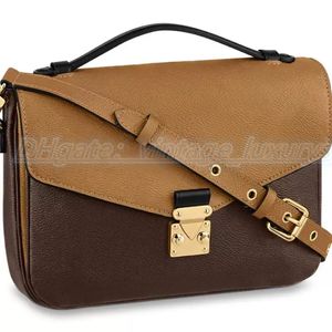 En kaliteli Kadın erkek tote omuz debriyaj postacı çantası çanta cüzdan çanta poşet Lüks tasarımcı çanta postacı deri M44876 crossbody çanta