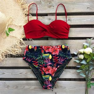 Seksi Yaprak Baskı Bikini Kadın Mayo Kadın Mayo Tanga Yukarı Bikinis Set Yüksek Bel Yüzme Takımları Yamama Takım elbisesi 220531