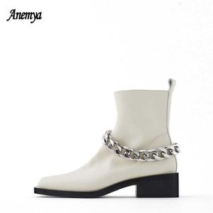 Kobiety jesienne buty skórzane platforma czarne buty chelsea łańcuch modny zimowe buty swobodne buty żeńskie białe projektant 210911