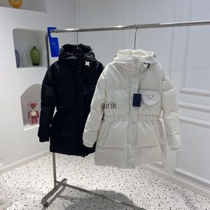 22SS Men Mulheres Designers Jackets longos em Parkas Parkas Tri￢ngulo Tri￢ngulo Padr￣o Letra da linha el￡stica Roupa de corda Stand mens de parka para casacos para