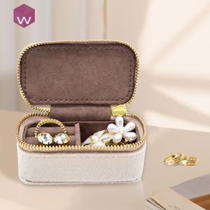 Travel Caes Jewelry Leather Luxury Wholesales Mini Portable Jewelry Box Velvet Storage Organizer Ring 220727