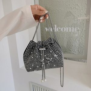 Full Drill Chain Single Shoulder Rhinestone Bucket Bag