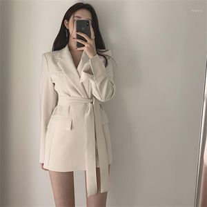 Blazer da donna elegante da ufficio di media lunghezza Primavera Autunno 2022 Blazer da donna vintage coreano con cintura a maniche lunghe Cappotto cardigan casual Abiti da donna