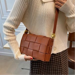 Shoulder Bags Cute Solid Color Small Weave PU Leather Flap For Women 2022 Summer Hit Simple Brand Handbags And Purses FemaleShoulder