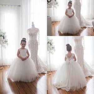 Cute White Lace Little Kids Flower Girl Dresses Princess Jewel Neck Tulle Applique Puffy Floral Formal Wears Party Communion Pagea227N