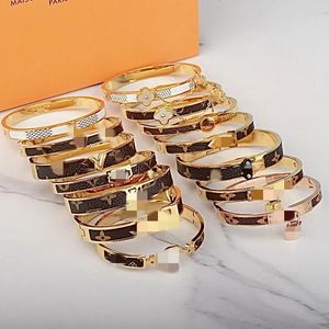 Tennis Screw Bracelet Designer Bracelet Luxury Jewelry Women Bangle Classic Titanium Steel Alloy Gold-Plated Craft Gold Letter Rose Allergic Wholesale portfolio