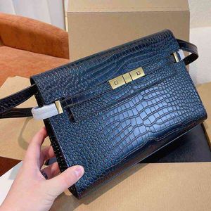Chic Yletter axelväska crossbody väskor läder designer handväska kvinnliga modedesigners handväskor svarta damer messenger väska plånböcker 0512