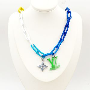 Charms Rainbow Colar Colar Green Letter Diamond Star Luxury Chain for Man