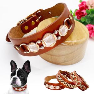 Hundhalsar Leases Leather Collar Hållbara riktiga hundar Bling Rhinestone Cool Metal Accessoarer för Small Medium Dogsdog