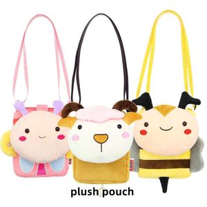 UPS NYA PLUSH Toy Children Animal Messenger Bag Plush Small School Bag Kindergarten Toys Söt tecknad flicka en axelmynt