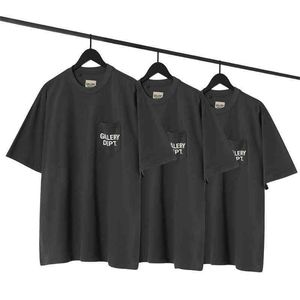 Stok Şortları toptan satış-Tasarımcı Gömlek Kısa GalerisiDepts Outlet Cep Baskılı Kollu Yüksek Sokak Gevşek Uydurma Unisex Pamuk Trendy T Shirtin Stok Eğilim Gömlek Yaz