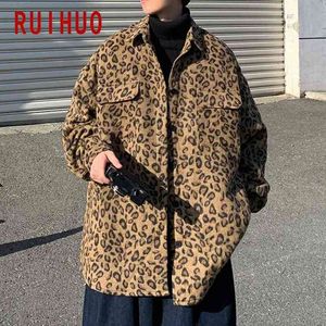 RUIHUO 2022 Primavera Leopard Print Coat Giacca da uomo Abbigliamento Bomber Abbigliamento stile coreano Hip Hop Streetwear Giacca a vento Uomo M-2XL T220816