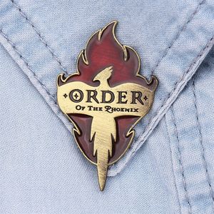 Großhandel 10 Stück Filmschule Brosche für Revers Metall Pin ORDER OF THE PHOENIX Mode Flamme Schmuck für Film-Fan-Geschenk 201009