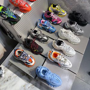 Hombres y mujeres Mesh Mesh Nylon Track Sports Running Sports Shoes Generaciones de zapatillas de reciclaje de zapatillas Dise ador de tobog n casual