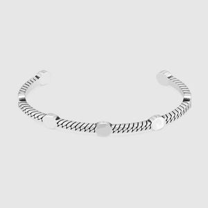 Simple Bangles Designs venda por atacado-Nova moda de alta qualidade pulseira letra de pulseira jóias simples unissex universo prateado banhado retro designer pulseiras suprimentos