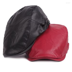 Berets Men Women Leather British Vintage Flat Cap мужчина с твердым черным красным темно -коричневым коричневым Sbo