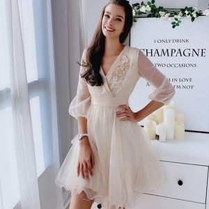 Casual Dresses Dabuwawa Deep V Neck Glamorous Mesh Ball Gown Dress Women Lantern Sleeve High midje Elegant Ladies Party D18ADR039