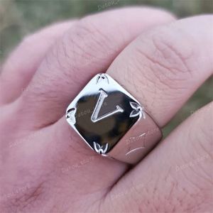 Men Retro 925 Sterling Silver Ring Designer Couple Rings Fashion Womens Square Ring Casual Hip Hop Love Rings Ornaments Luxury Jewelry Gift