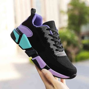 Daddy Shoes Mulheres 2022 Four Seasons Vintage Cor Paris Diário Redondo Cabeça Lace Up Lace Up Sports Air Almofada Correndo Tênis