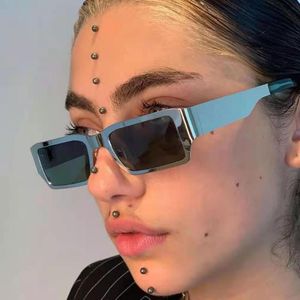 Sunglasses Luxury Shinning Women Mens Brands Reflective Mirror Lens Silver Gold Square Frames Cat Eye ShadesSunglasses