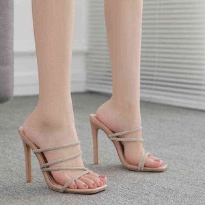 Kvinnor Sandaler tofflor Fashion Party Thin-Belt High-Heel Sexig Hollow 2022 Summer New Style Open Toe Modern Shoes G220527