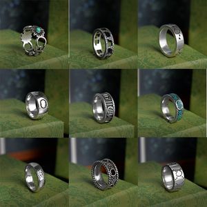 Ringas de grife para mulheres personalidade de prata masculina Cerâmica Pixie Skull Daisy Par de jóias de luxo de moda de moda de moda