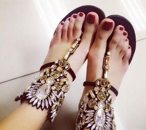 Woman Summer Beach Diamonds Flat Sandal Bling Bow Rhinestones T Strap Flip-flops Crystal Sandal1