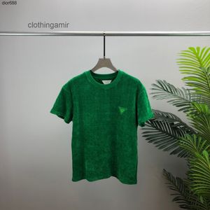 2022 Designer T shirts Bottegas Fashion T shirts Venetas Brand Green Checkerboard Plaid à manches courtes T shirt Men s Women s Towel Loose