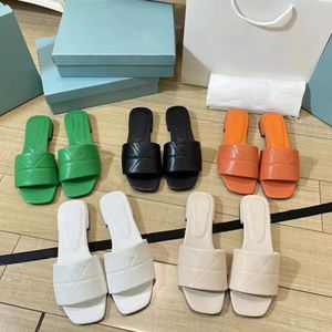 Woman Sandal Slippers High Quality Beach causal Women Solid Color Embroidery Summer Fashion slipper Flat shoes Slide size Eu:35-40