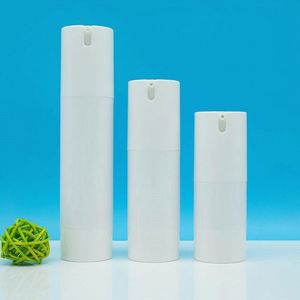 100 st 15 ml/30 ml/50 ml luftlös pump vakuum skrubba flaskor toalettartiklar container på återfyllningsbar plast dispenser resor SN4501