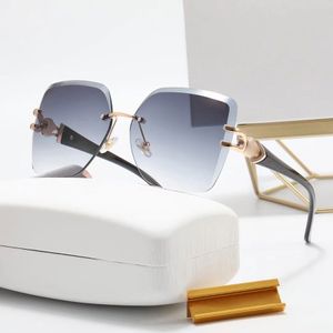 Designer Sunglasses Fashion Trends Rimless Eyeglasses for Man Woman Summer Holiday Sun Glasses Classic Lady Ornamental Colors High Quality