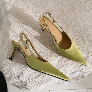 Sandaler Spring Summer Shoes For Party Sandles Elegant Candy Green Women pekade Toe Crystal High Heel Satin Simple Princess Shoessandals