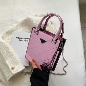 Brand All-match Western-style mirror small bag women's new trendy messenger bag patent leather glossy diamond single shoulder tote packet