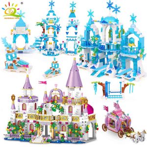 HUIQIBAO City Princes Windsor Castle Model Building Blocks Friend Carriage Figures Educational Toys House Brick Girl Children AA220317