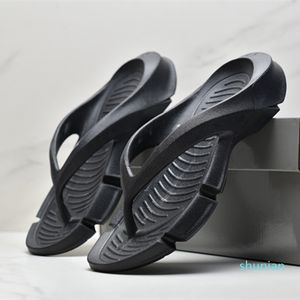 Designer -Flip Flops tofflor strandpooler Sandaler Kvinnor Män basket Sportstil Mögel thong gummi Slide Casual Foam Shoe